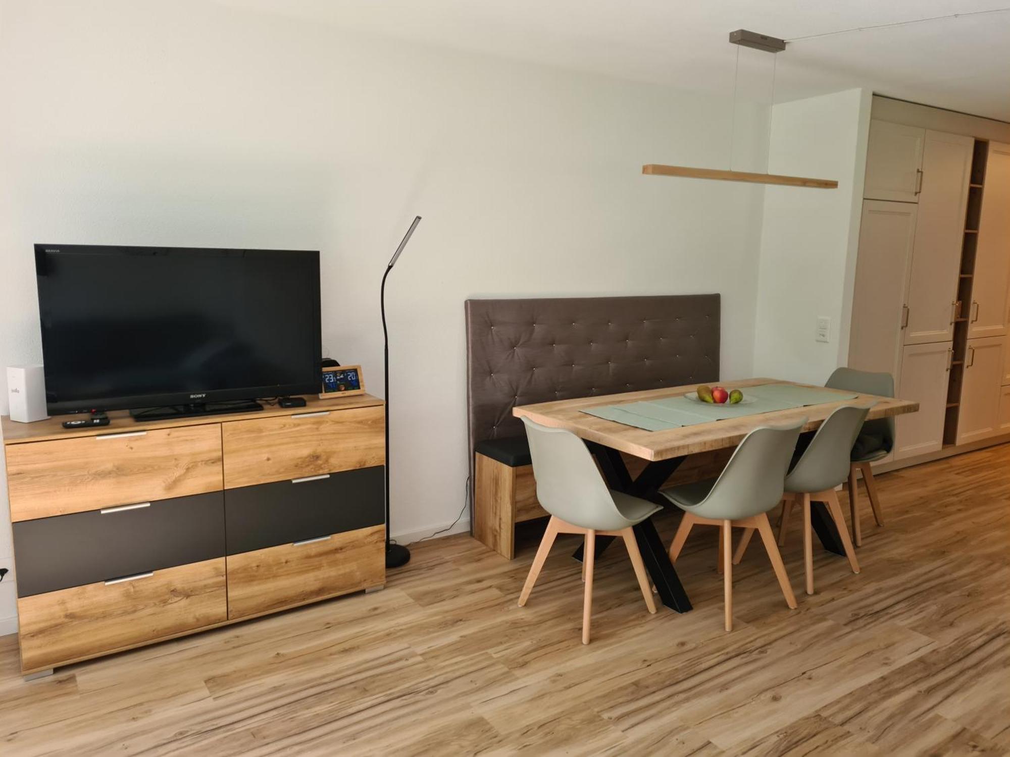 Apartments Haus Quelle Лойкербад Экстерьер фото